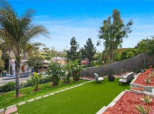 1405 Silver Lake Blvd, Los Angeles, CA 90026