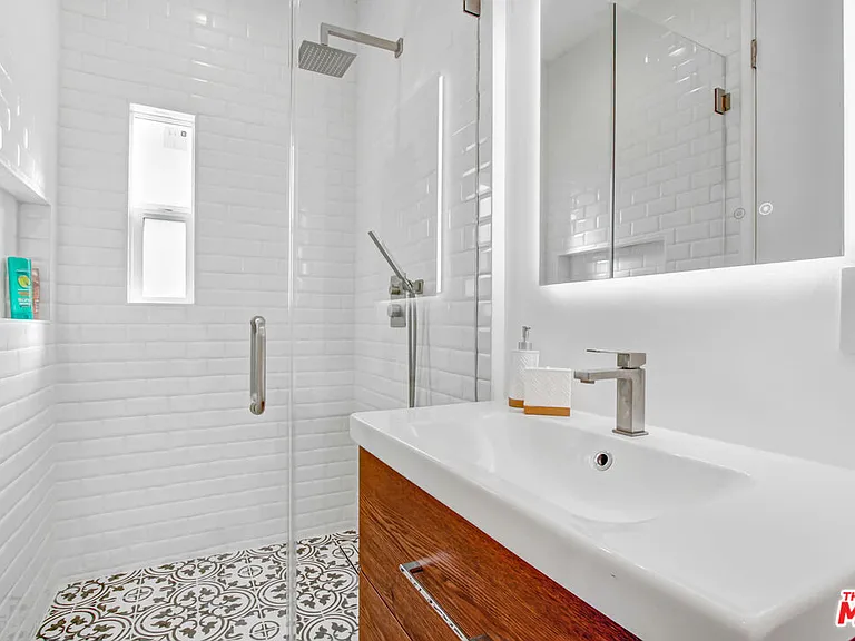 434 N Ogden Dr #1/2 — Photo 11