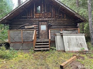 20 N Deer Ct, Hoodsport, WA