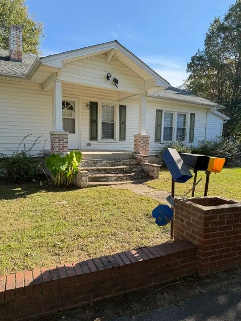 Home for Rent in Lincolnton — Photo 2