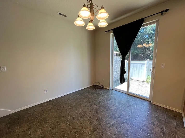 18661 SW 93rd Ter — Photo 5