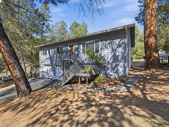 2nd image of 20686 Crest Pine Easement