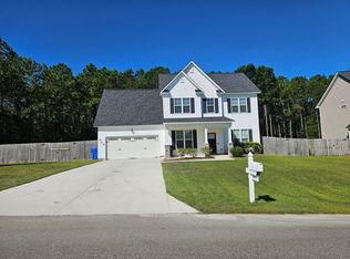609 Winfall Dr, Holly Ridge, NC 28445