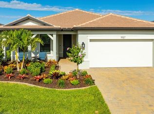 1937 Don Benito Way, Naples, FL 34120