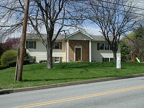 2nd image of 3197 Sylvan Heights Dr