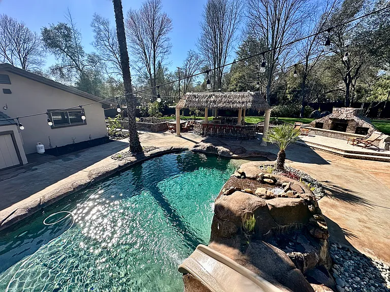 7027 Pine Gate Way #B — Photo 56