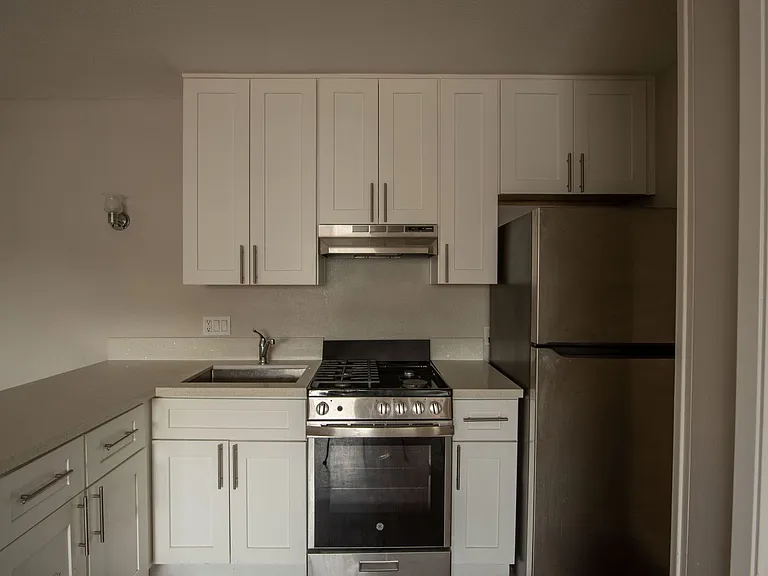 3815 Vermont St — Photo 4