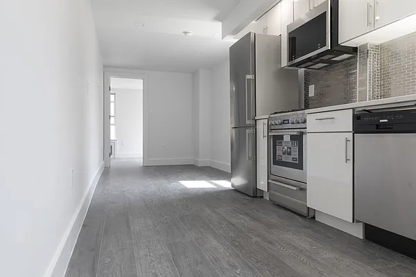 Rented by Kahen Properties | media 13