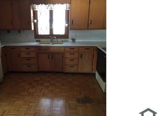 8032 E Willow Run Dr, Ottawa, OH 45875