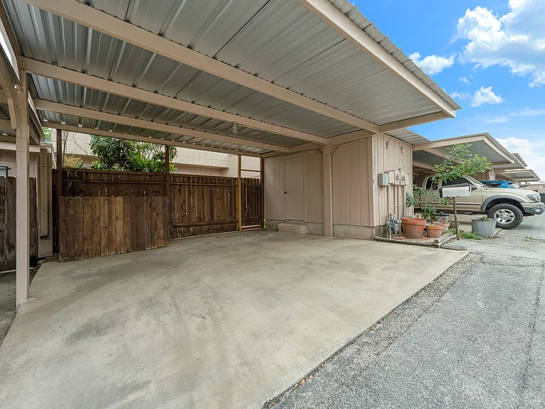 10958 Crown Park — Photo 26