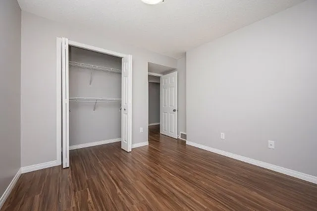 35 Everglen Mnr SW — Photo 12