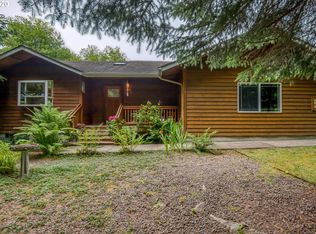405 NE Evergreen Ln, Yachats, OR 97498