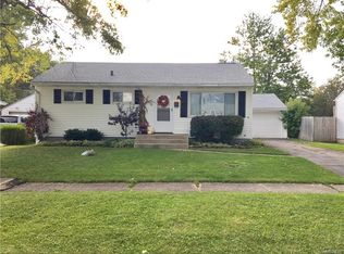 28 Cranbrook Rd, Tonawanda, NY 14150