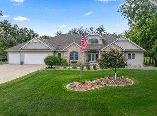 2203 12th Ave SW, Austin, MN 55912