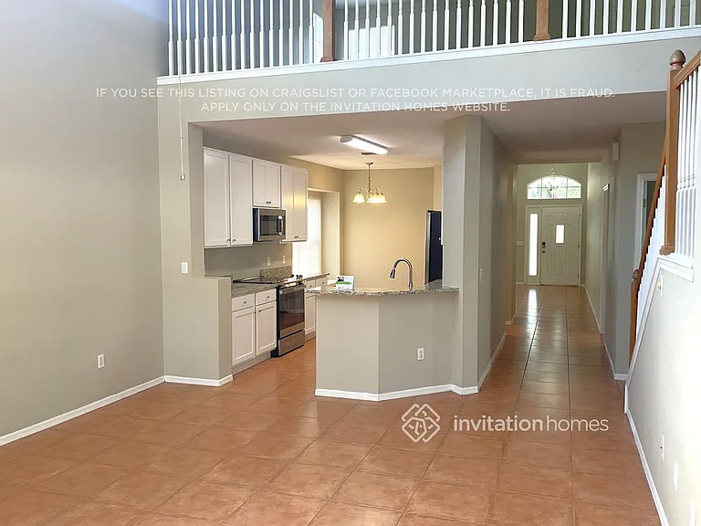 8426 Fenwick Ave — Photo 3