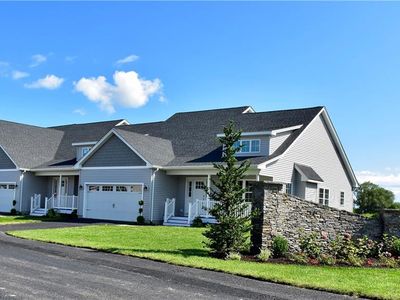 19 Bailey Brook Ct #23, Middletown, RI, 02842
