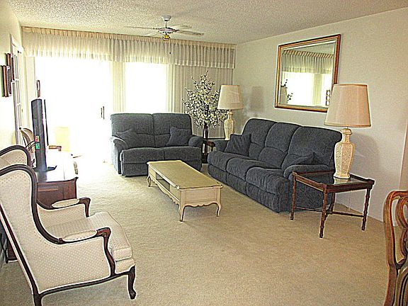 2nd image of 30 Colonial Club Dr APT 301