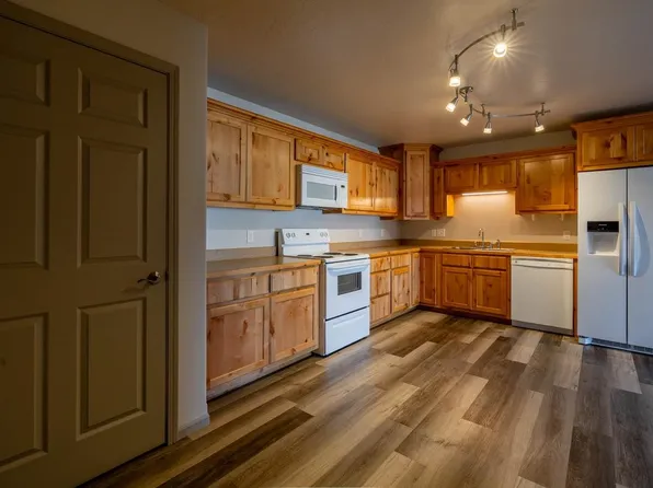 2850 Kent Ave #E-14, Cody, WY 82414