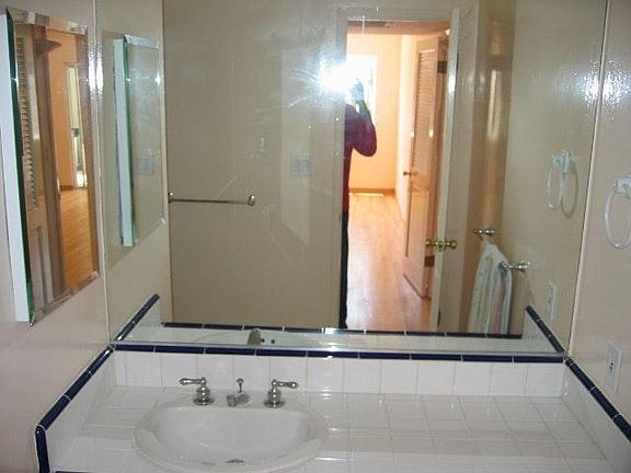 5th image of 1649 Appian Way APT 104