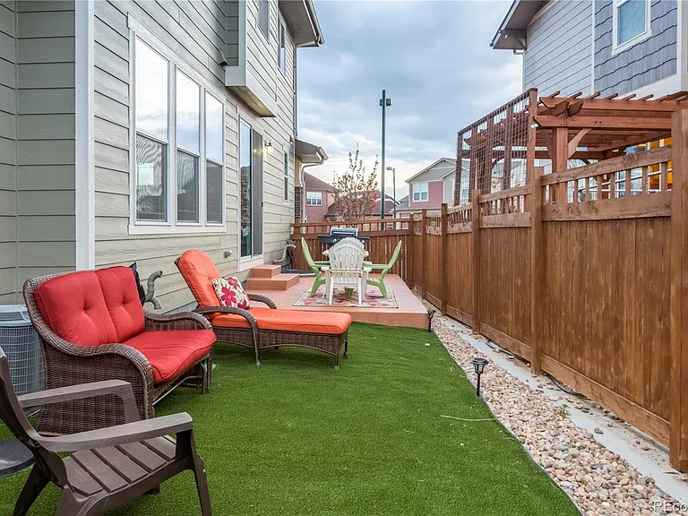 2834 Macon Way — Photo 32