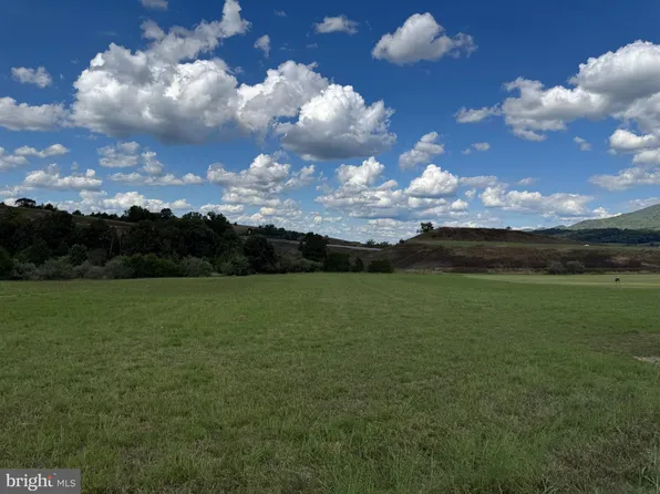 Windsong Dr, Lahmansville, WV 26731