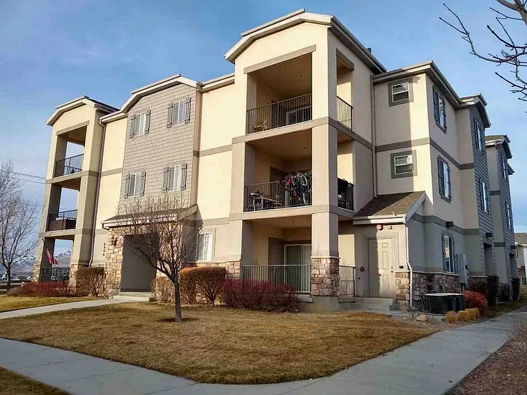 6341 W Passenger Ln #7 — Photo 12