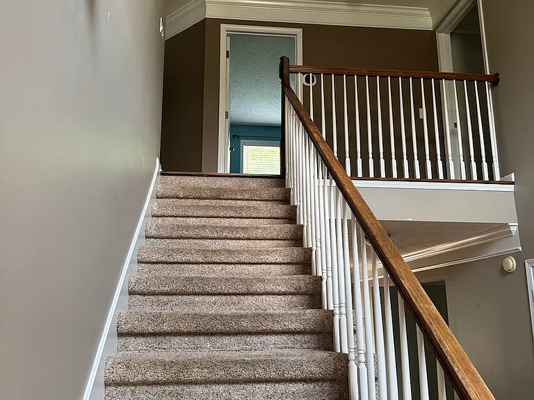652 Winding Bluff Way — Photo 10