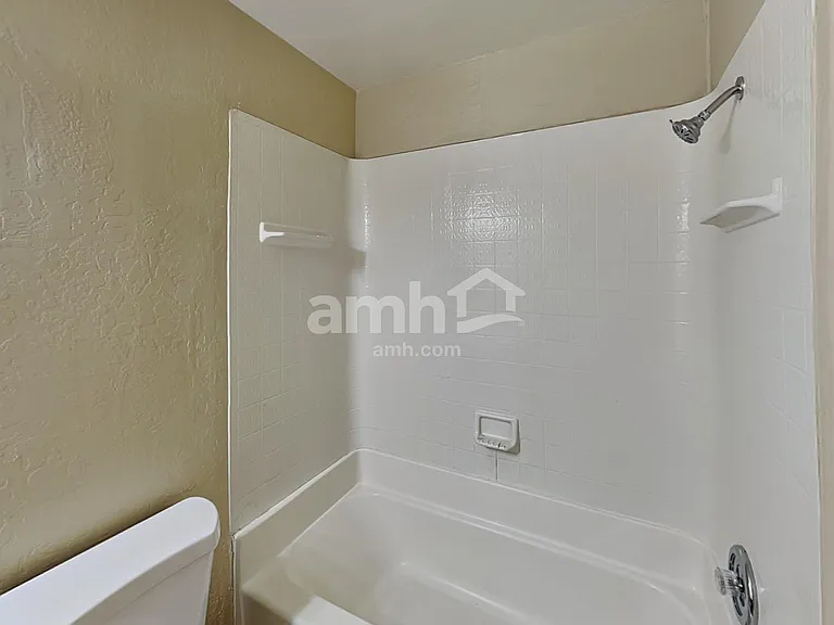 1410 E Mineral Rd — Photo 18