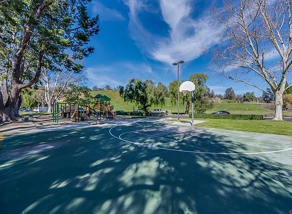 5th image of 24805 Sand Wedge Ln