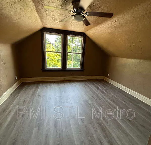 5952 Kennerly Ave — Photo 4