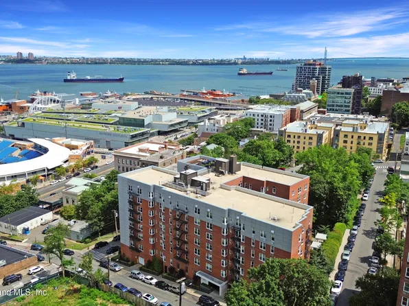 36 Hamilton Ave APT 3P, Staten Island, NY 10301