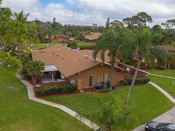 2nd image of 5571 Foxlake Dr