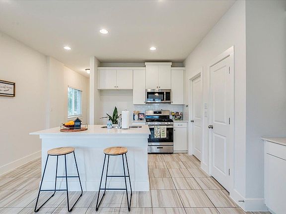 5th image of 439 White Steppe Way #51