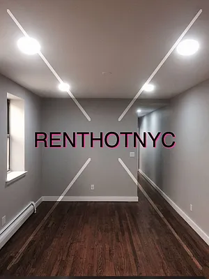 Rented by Weissman Realty | media 3