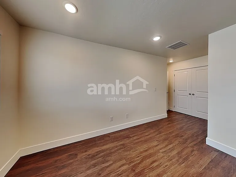 11503 W Mesquite St — Photo 13