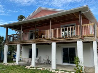 7295 Tropical Dr, Weeki Wachee, FL 34607