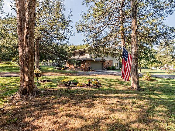 5th image of 161 Brewster Road