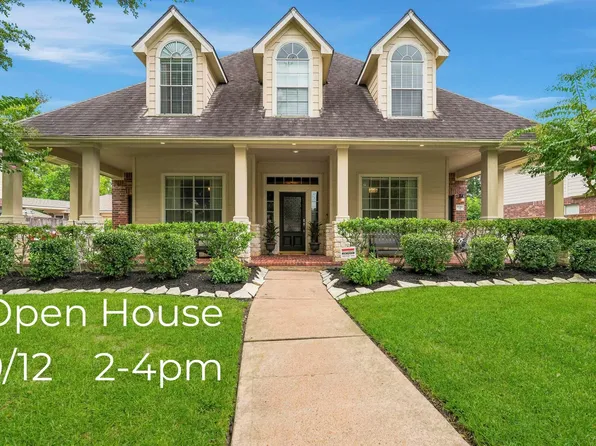 8310 Big Bend Dr, Sugar Land, TX 77479