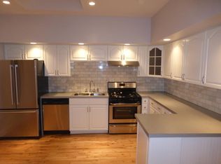 736 S Oakley Blvd #2, Chicago, IL 60612