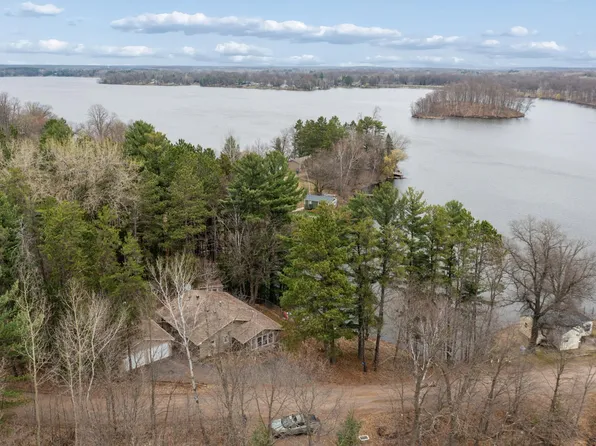 2108 Peninsula Dr, Mora, MN 55051