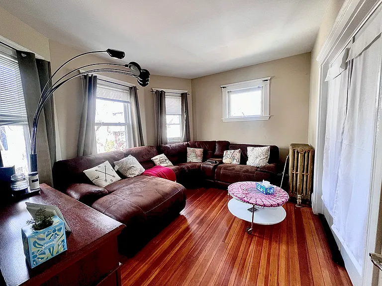 33 Oakland Rd #2 — Photo 7