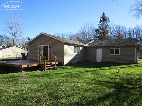 3rd image of 4652 Webberdale Dr