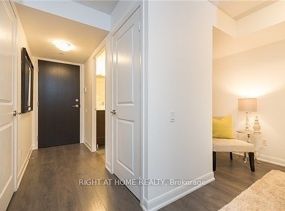3rd image of 5168 Yonge St #2207