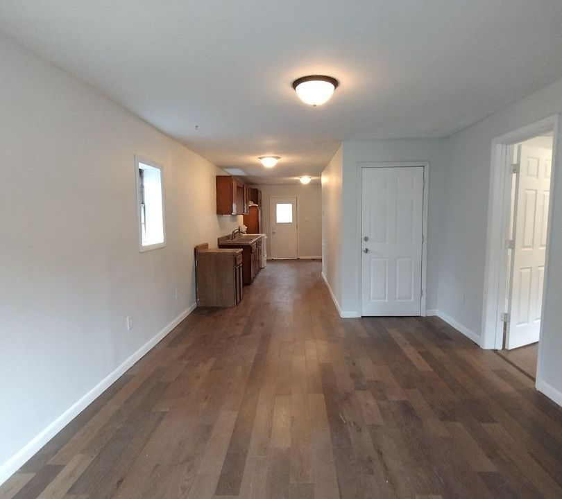 1st image of 659 S Washington St