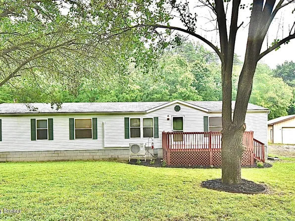 1891 Horsefly Hollow Rd, Lebanon Junction, KY 40150