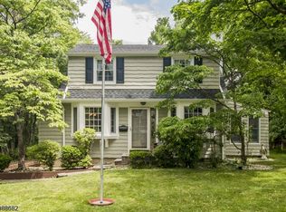 1215 Maple Hill Rd, Scotch Plains, NJ 07076