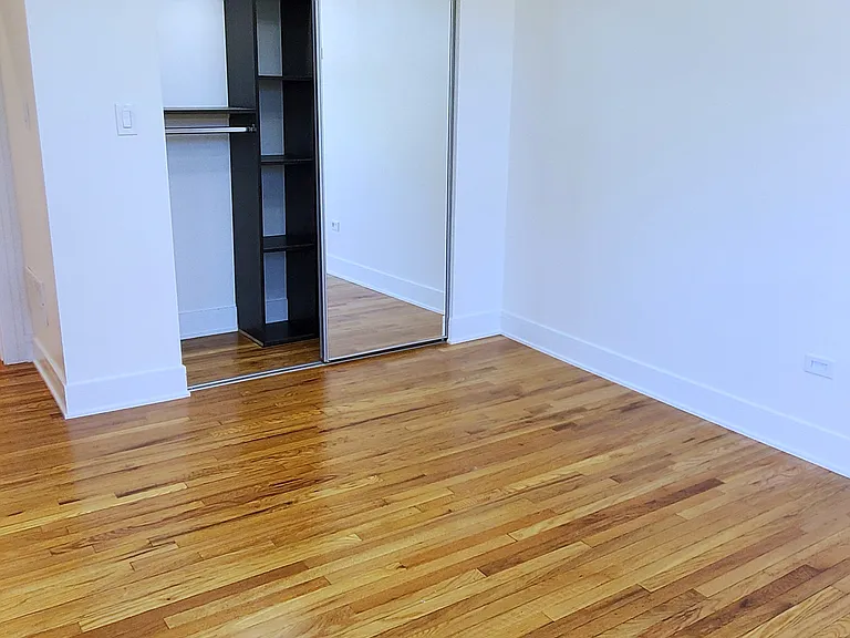 4855-59 N Sawyer Ave #3N — Photo 15