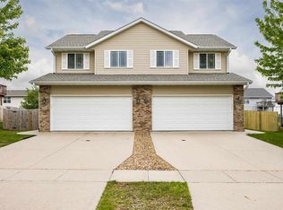 252 N Park Ridge Rd, North Liberty, IA 52317