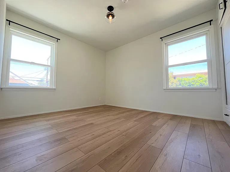 1227 S Ogden Dr — Photo 10