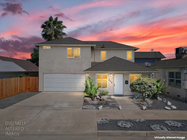 358 S 3rd Ave, Oakdale, CA 95361